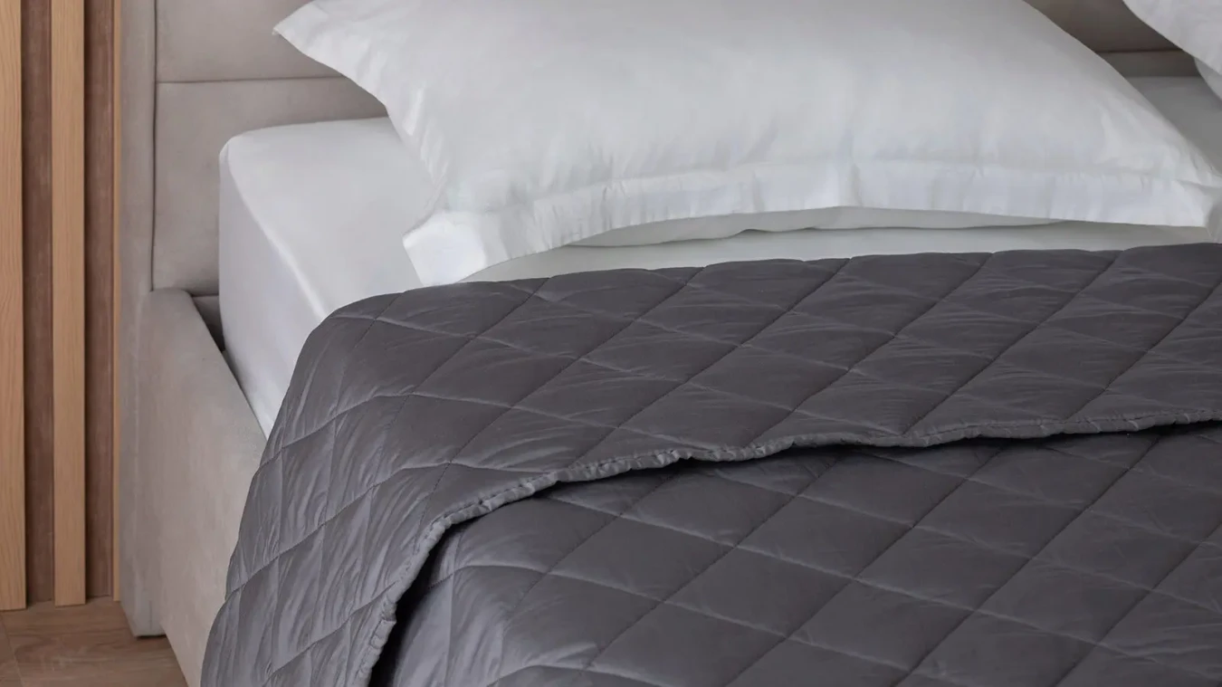 Одеяло Gravity, цвет серый картинка - 2 - большое изображение