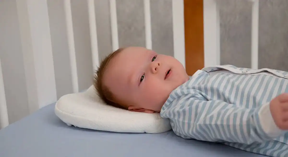 Детская подушка для младенца фото